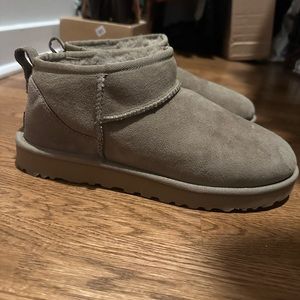 UGG Ultra Mini Taupe Size 11
